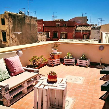 La Terrazza Sul Vicolo Bed & Breakfast Siraküza Dış mekan fotoğraf