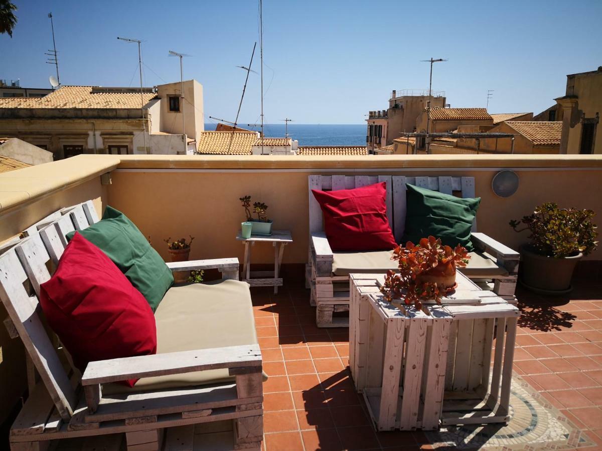 La Terrazza Sul Vicolo Bed & Breakfast Siraküza Dış mekan fotoğraf